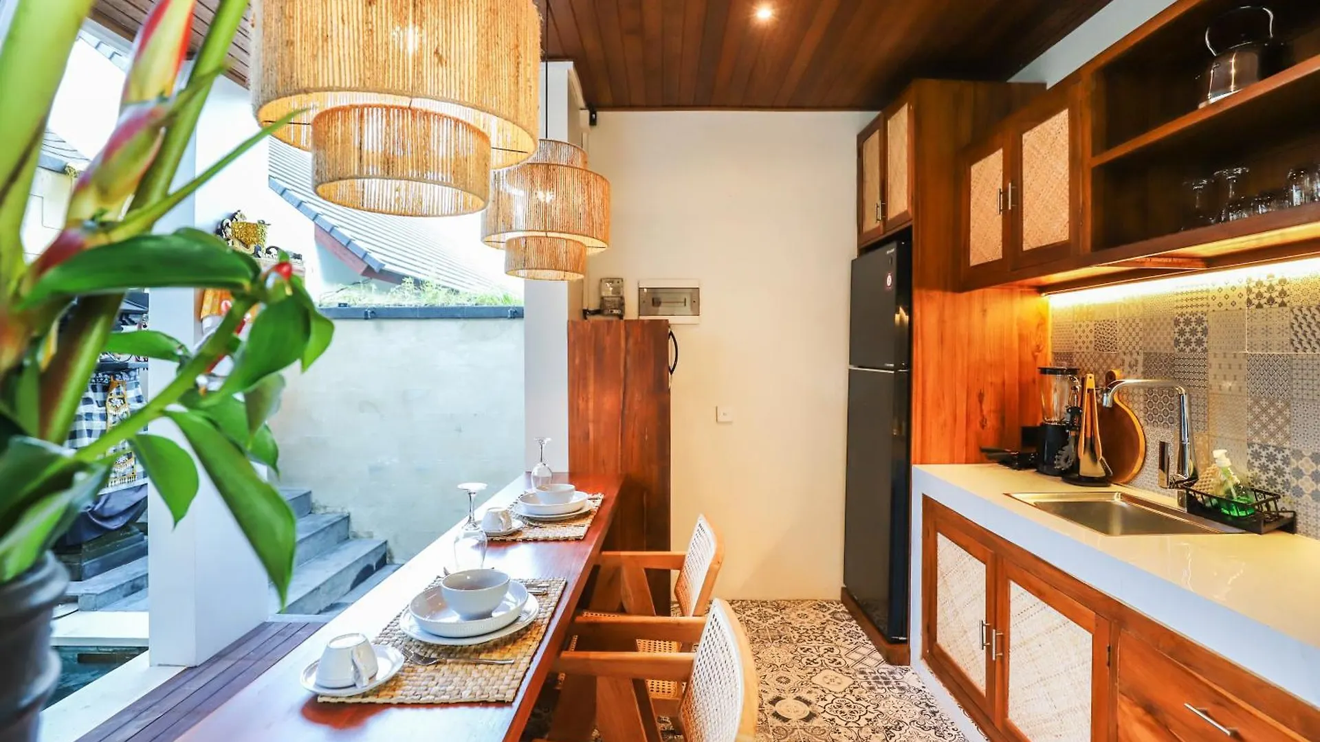 Villa Rasasvada - Bdr With Living Rm&Pool - Free Transport Ubud  Indonesia